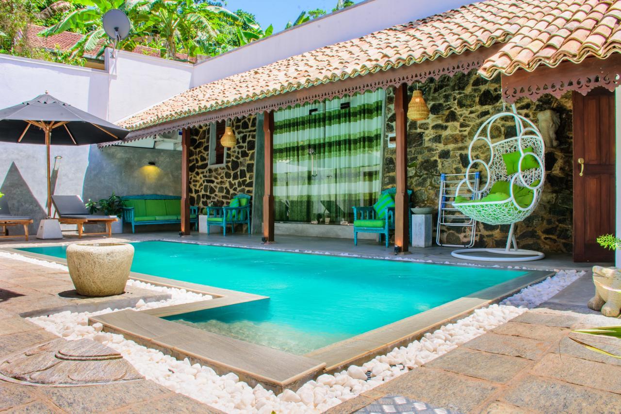 Rock Elephant Villa ヒッカドゥワ エクステリア 写真